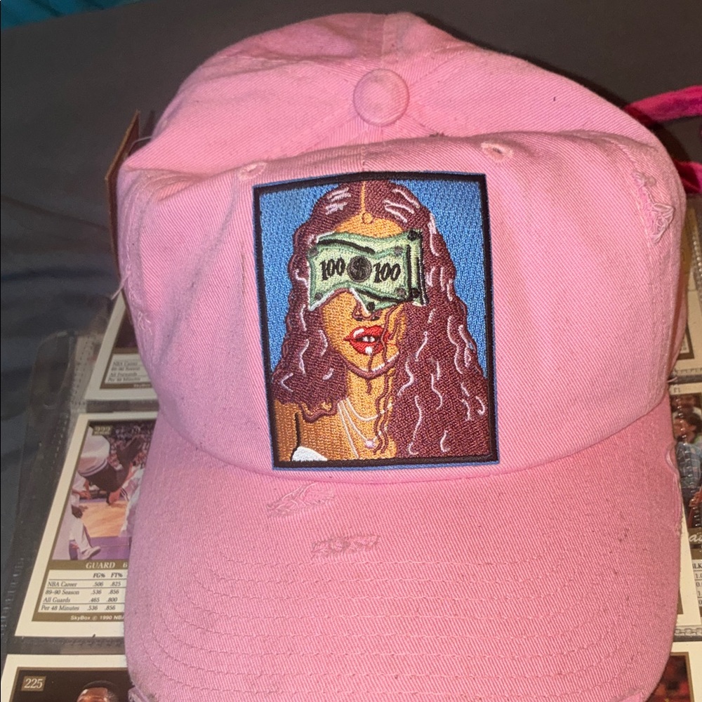 Pink Women's Embroidered Graphic Baseball Cap